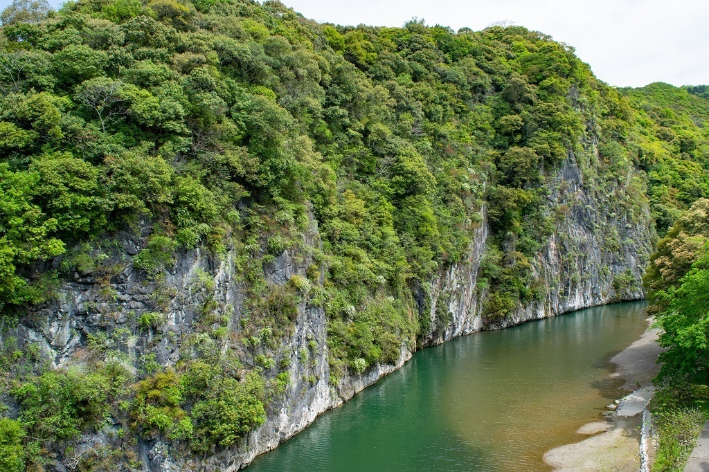 立神峡