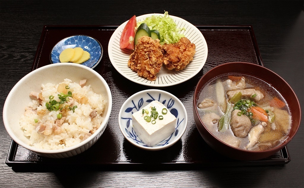 食べるならコレ　みやっだけ定食