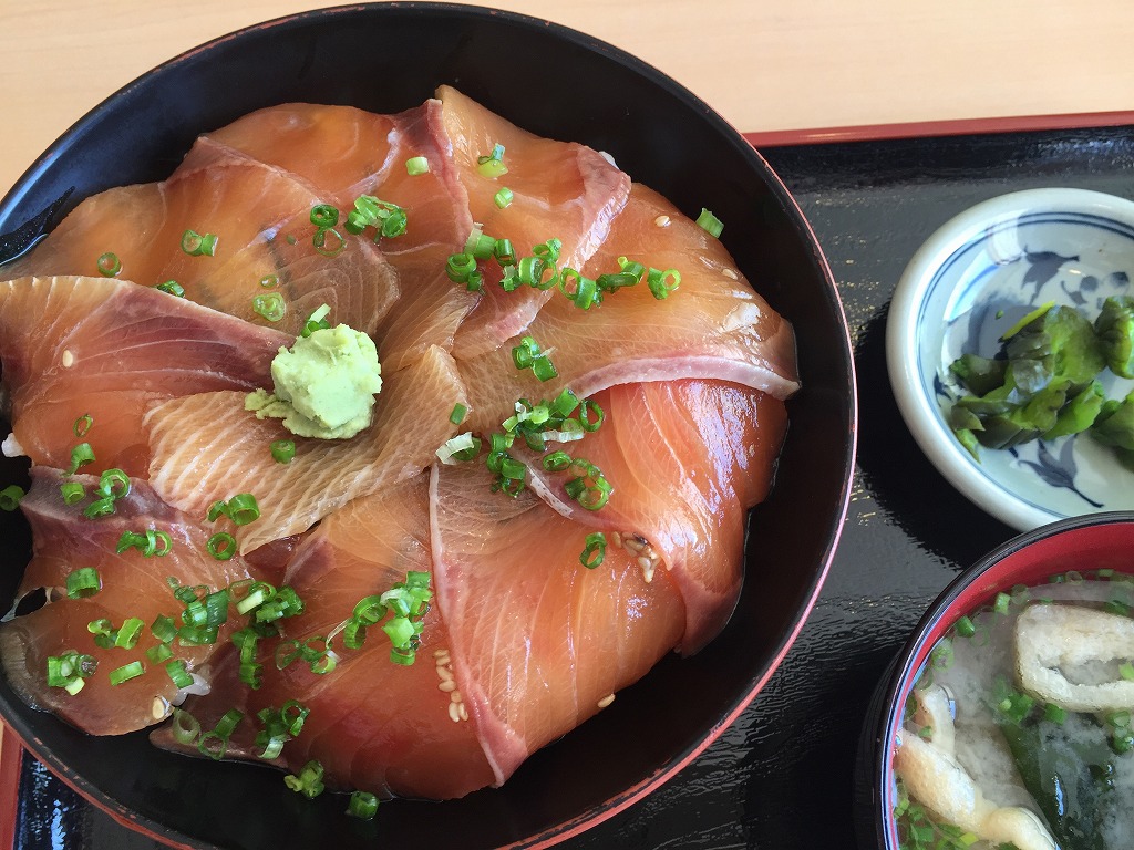 食べるならコレ　平日の日替わり定食